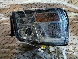 Фара самосвал LED правая  SHAANXI SHACMAN X3000 WAYTEKO PREMIUM